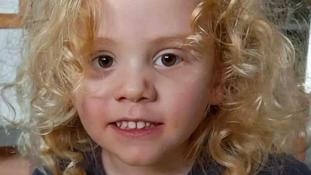 August "Gus" Lamont pogrešan