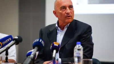 Celje, SB Celje.Novinarska konferenca ob 13. obletnici prve robotsko asistirane operacije v Splosni bolnisnici Celje in v Sloveniji.Predsednik nadzornega sveta bolnisnice Tomaz Subotic.