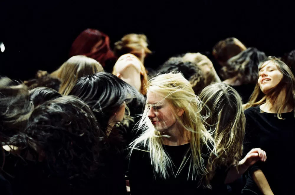 Carmina Slovenica v enem od svojih preteklih projektov Adiemus / Foto: Žiga Koritnik