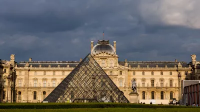 Sloviti muzej od zunaj