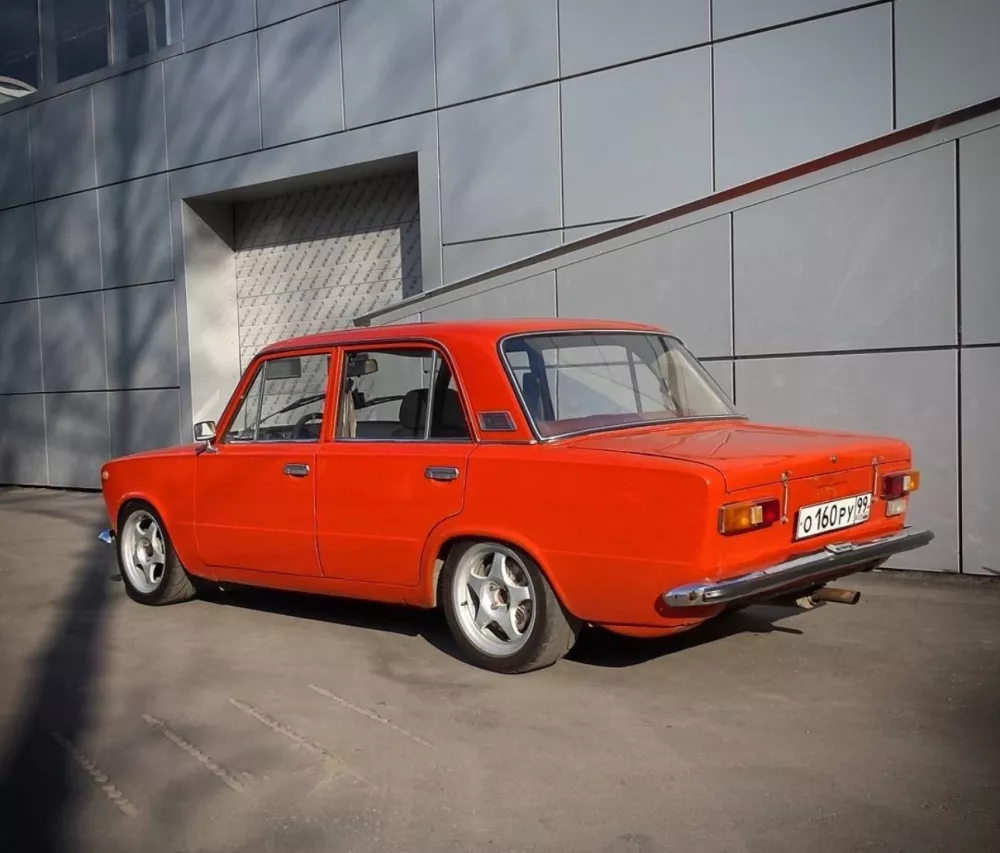 Številne so v uporabi še danes, pri čemer jih lastniki pogosto predelujejo in olepšujejo. / Foto: Instagram