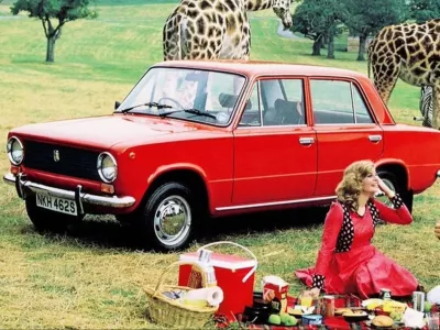 Lado so v 70-ih letih začeli izvažati v številne države, na fotografiji je prizor iz enega izmed oglasov. / Foto: Arhiv