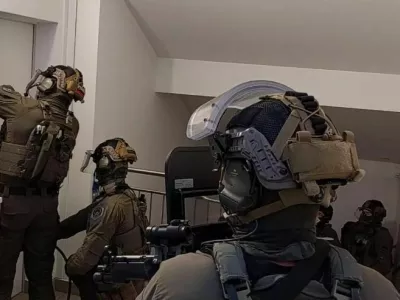 mednarodna kriminalistična preiskava zaradi orožja in drog