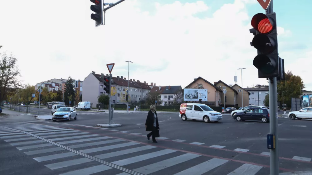 14.10.2025 - križišče Topniška in LinhartovaFoto Luka Cjuha