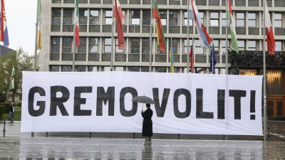 - 15.04.2022 – Parlamentarne volitve 2022 - Veliko javno predvolilno soočenje političnih strank z ljudstvom IZ OČI V OČI v organizaciji Iniciative Glas ljudstva - Trg republike v Ljubljani  //FOTO: Luka Cjuha
