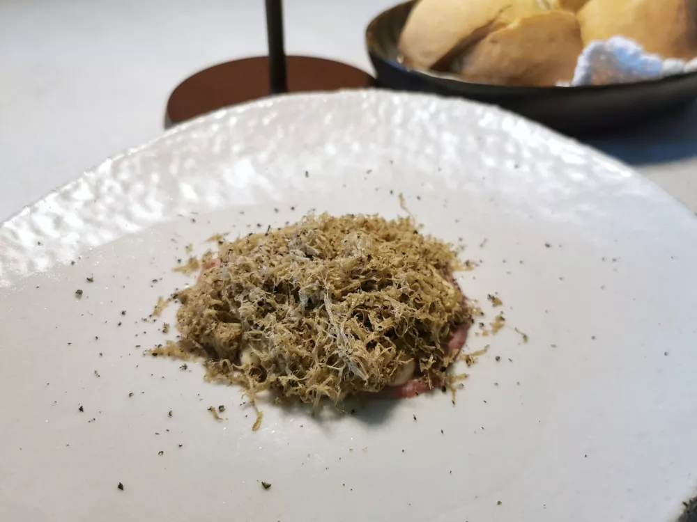 Opečene in ohlajene rezine teletine, Hiša Krasna