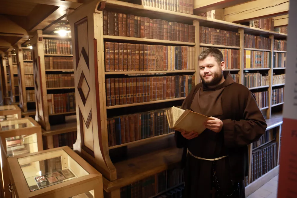 13.11.2025 - Frančiškanska cerkev,knjižnica, muzejFoto: Tomaž Skale / Foto: 