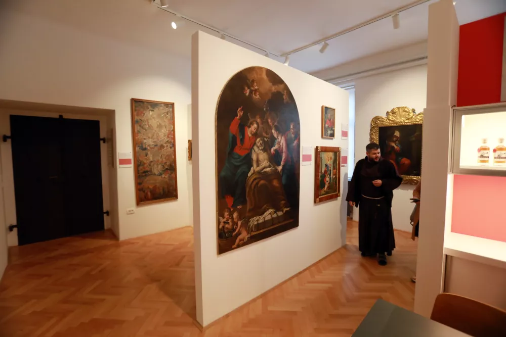 13.11.2025 - Frančiškanska cerkev,knjižnica, muzejFoto: Tomaž Skale / Foto: 