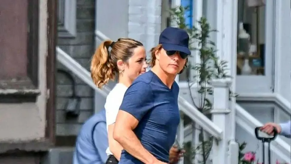 Ana De Armas Tom Crusie