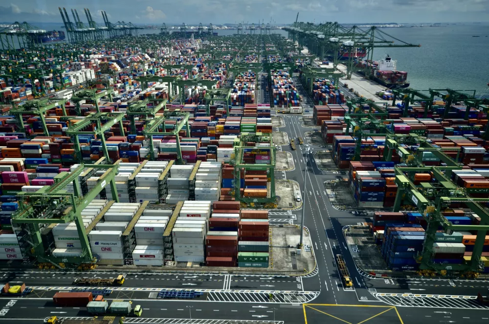 Singapur, pristanisce, PSA International, reportaza, Objektiv, logistika, pretovarjanje, tovor //FOTO: Anja Hreščak