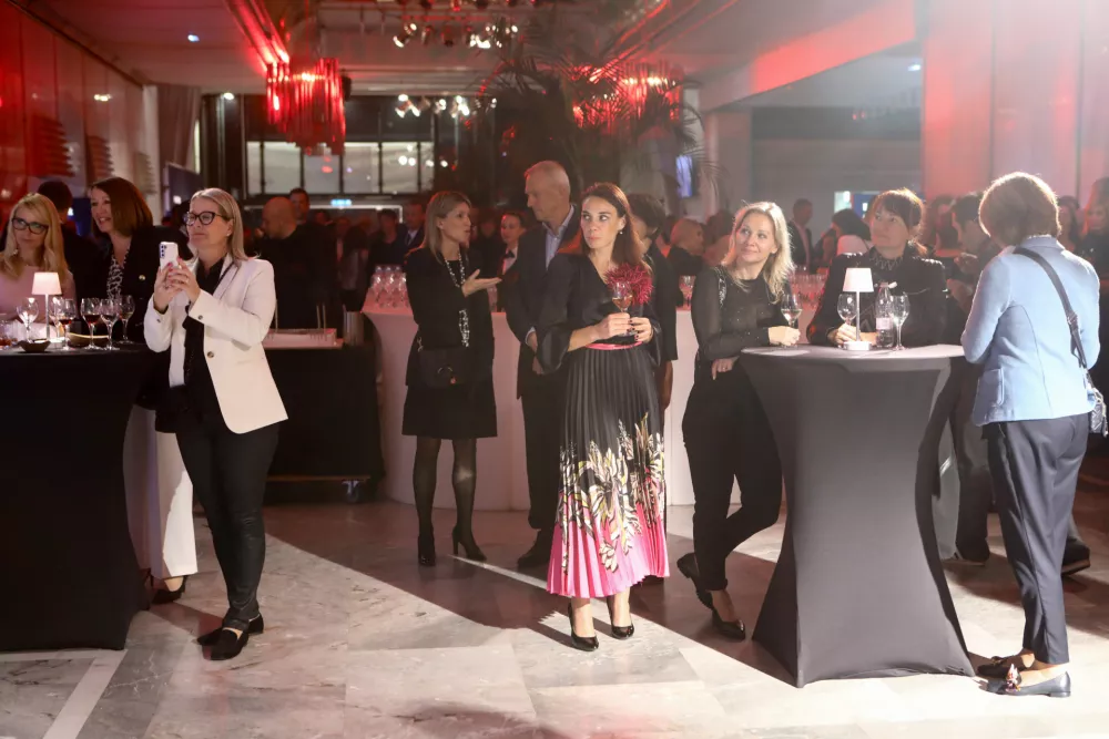 23.10.2025 - Gazela 2025 - sklepna prireditev Slovenska gazela 2025 v organizaciji časnika Dnevnik, slavnostna razglasitev zlate Gazele za leto 2025. Cankarjev dom //FOTO: Luka Cjuha