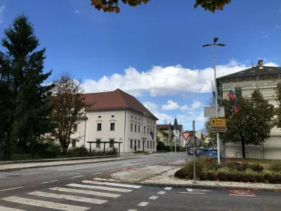 Občina Radovljica, stavba občine