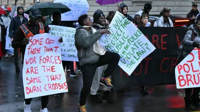 Slovenija, Ljubjana, 23.10.2025, 23. oktober 2025 Protestni shod Ambasade Rog zaradi očitkov policiji o prekomernem in rasno motiviranem nasilju ob posredovanju v lokalu v središču Ljubljane. Družba, tuji delavci, pomanjkanje delovne sile, migranti, posel, izkoriščanje delavcev, rasizemFoto:Žiga Živulović jr./F.A.Bobo