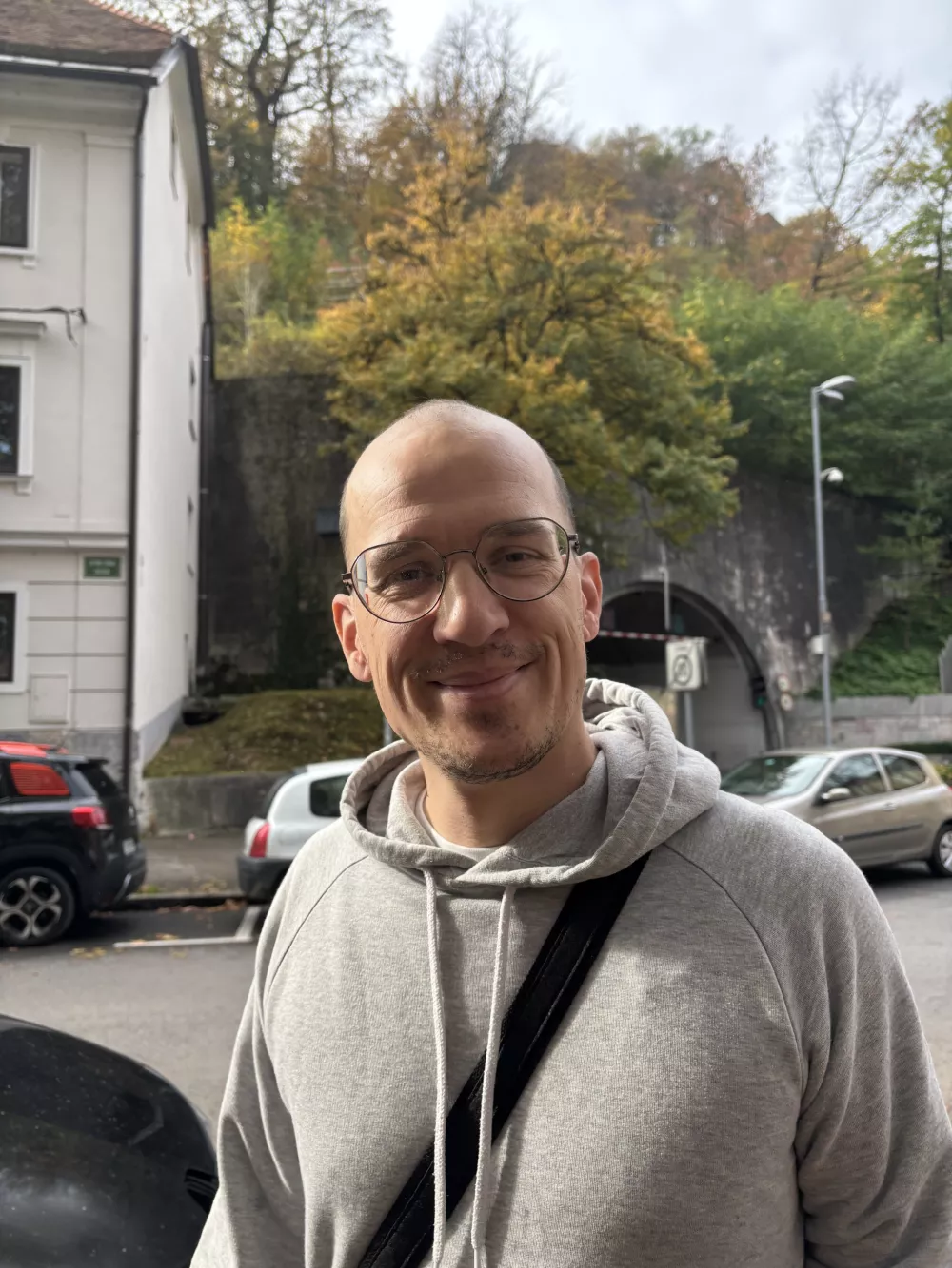 (ANKETA) V center Ljubljane neradi hodijo z avtomobili