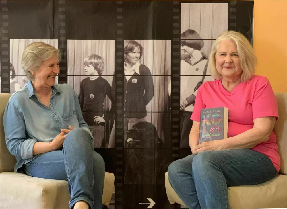 Metoda Mikuž in Mira Bizjan / Foto: Natalija Mljač