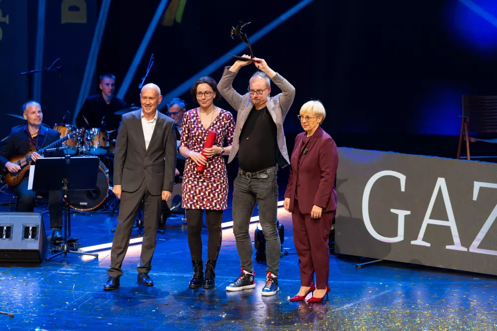DNEVNIK MEDIJI - Bojan Petan, DOCENTRIC - Ana Gligorijević in Jurij Leskovec, predsednica Republike Slovenije dr. Nataša Pirc Musar (Foto: Adrian Pregelj)