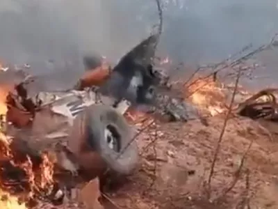 V Keniji je strmoglavilo manjše letalo, ki je prevažalo osem Madžarov in dva Nemca. Umrli so vsi, vključno s pilotom iz Kenije.