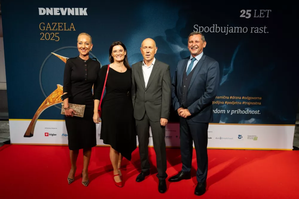 DNEVNIK MEDIJI - Lidija Muha, Tatjana Tanackovič, Bojan Petan in Miran Lesjak (Foto: Katja Kodba)