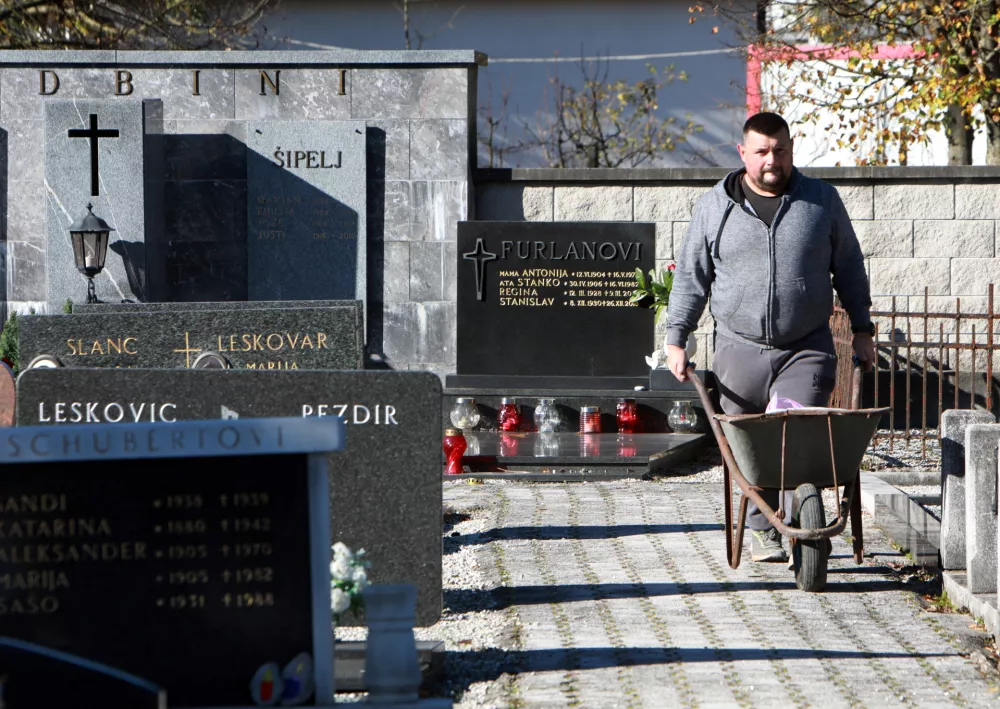 28.10.2025 - pokopali&scaron;če VičFoto: Tomaž Skale
