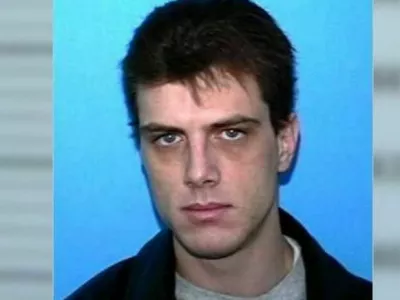 Chris Revak, verjetno serijski morilec