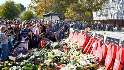 Novi Sad, komemoracija ob prvi obletnici zrušitve nadstreška.Foto: Nik Erik Neubauer1. nov 2025