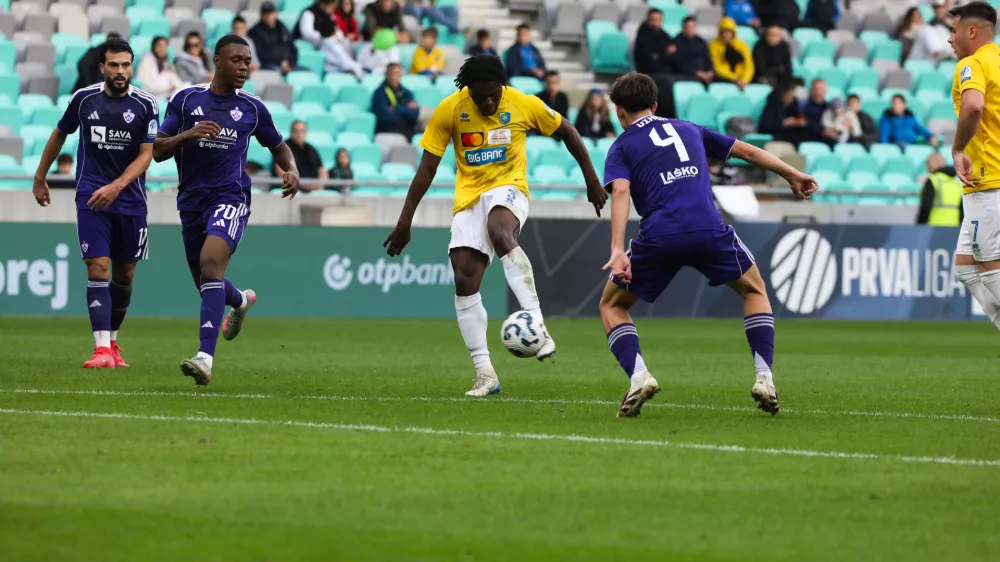 - 01.11.2025. Nogomet 1. liga Telemach. NK Bravo - NK Maribor.//FOTO: Bojan Velikonja