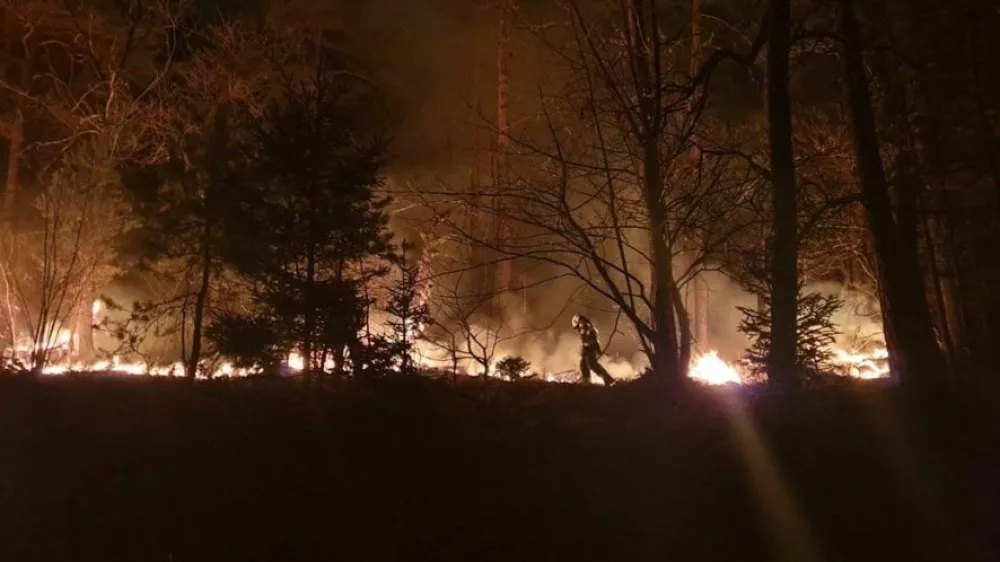 Ga&scaron;enje požara na Rožniku. 