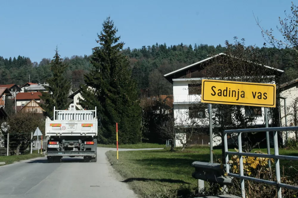 Kamnolom bo ostal, cesto premaknili