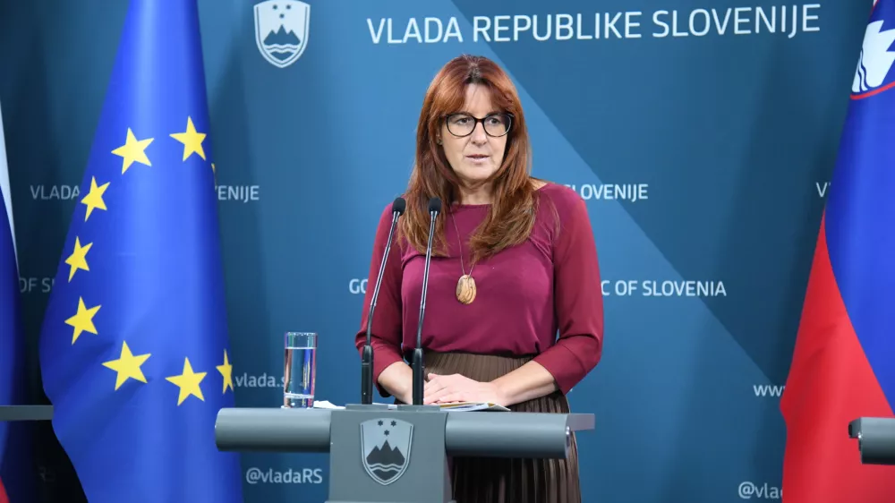 Ljubljana, vlada.Novinarska konferenca po redni seji vlade.Ministrica za pravosodje Andreja Katic.