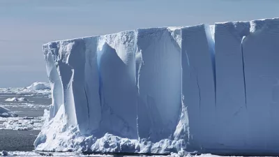 Pod tem ledom so znanstveniki odkrili nekaj neverjetnega. / Foto: Istock