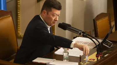 05 November 2025, Czech Republic, Prague: Newly elected speaker of the lower house Tomio Okamura of the Freedom and Direct Democracy (SPD) chairs the Czech Chamber of Deputies session. Photo: Kamaryt Michal/CTK/dpa