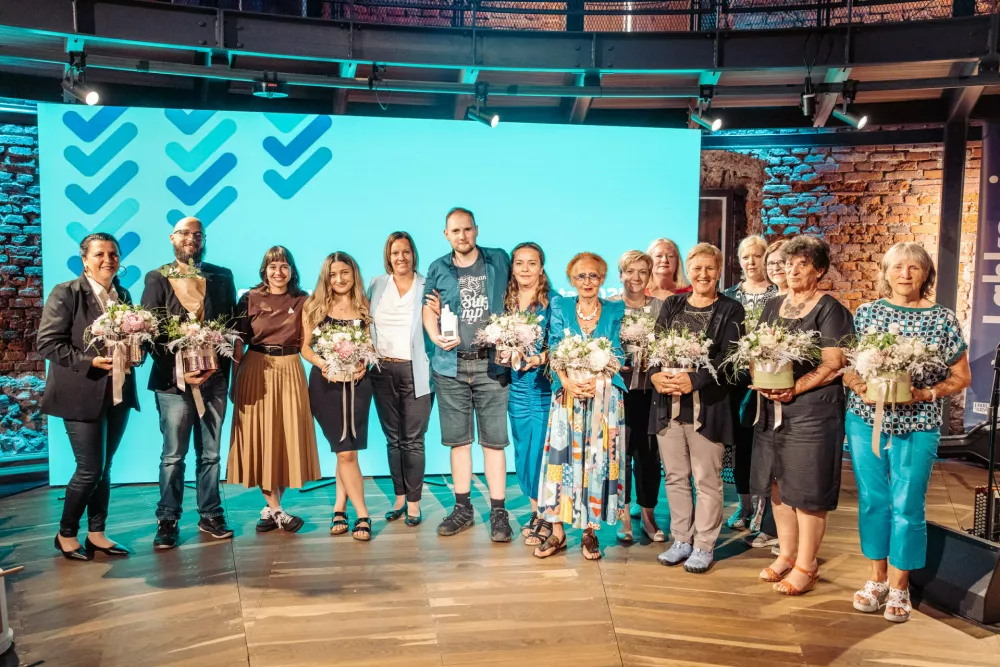 Prejemniki priznanj Andragoškega centra Slovenije (Foto: ACS)