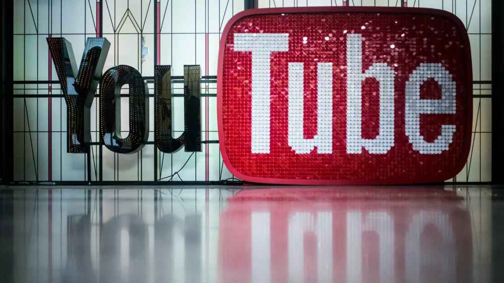 FILED - 07 December 2017, Berlin: The logo of the video portal Youtube is seen at the Youtube Space in Berlin. Photo: Sophia Kembowski/dpa