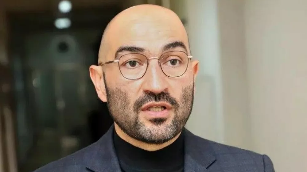 Željko Jovanovićpredsednik romske fundacije za Evropo