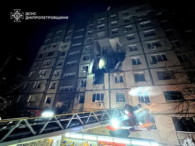 A firefighter works at the site of the apartment building hit by a Russian drone strike, amid Russia's attack on Ukraine, in Dnipropetrovsk region, Ukraine in this handout picture released November 8, 2025. Press service of the State Emergency Service of Ukraine in Dnipropetrovsk region/Handout via REUTERS ATTENTION EDITORS - THIS IMAGE HAS BEEN SUPPLIED BY A THIRD PARTY. MUST NOT OBSCURE LOGO.