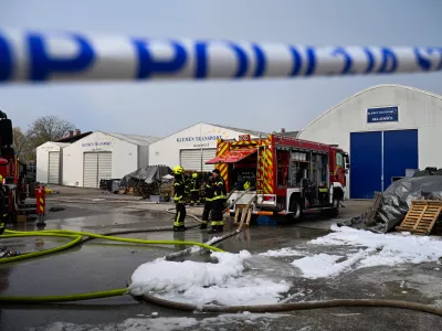 Velik požar v Preserjah pogašen, gmotna škoda zelo velika