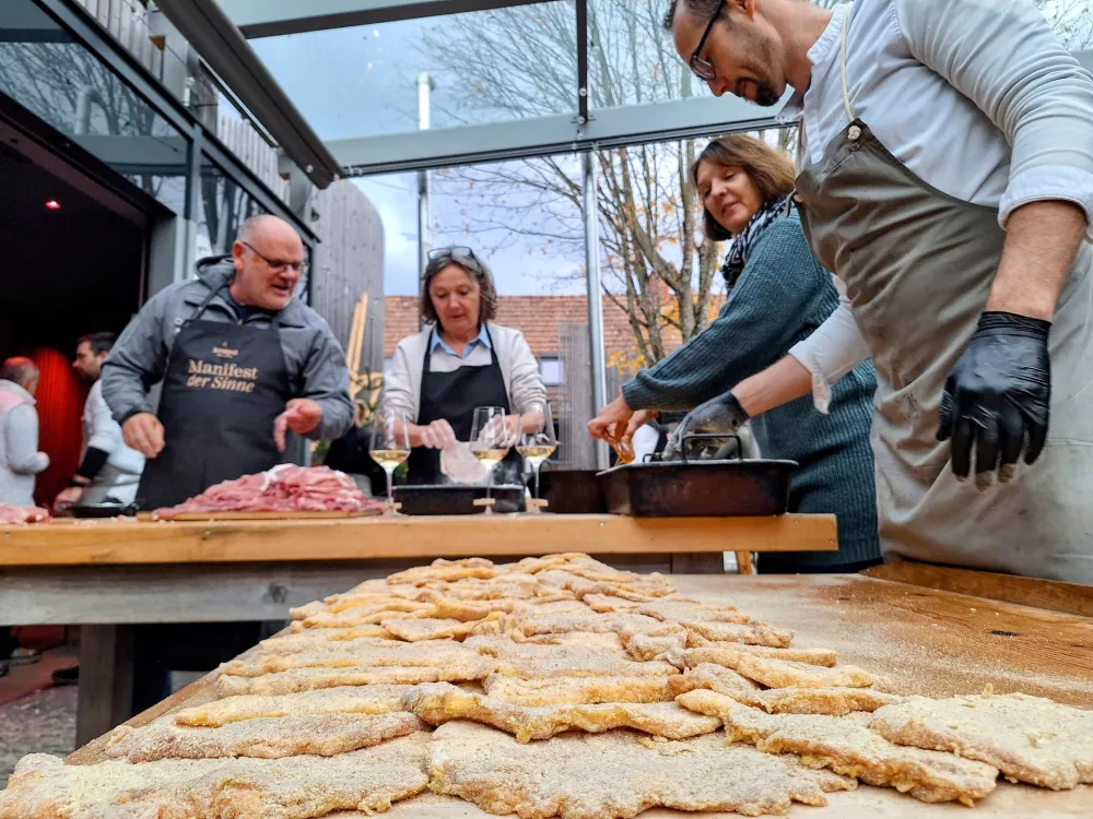 Izmera pra&scaron;iča v novi preobleki: Koline kot kulinarični spektakel