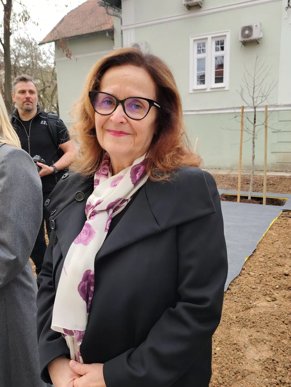 V prenovljeni vili Sonja center za du&scaron;evno zdravje