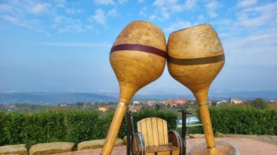 vinska fontana marezige / Foto: Katja Gleščič 