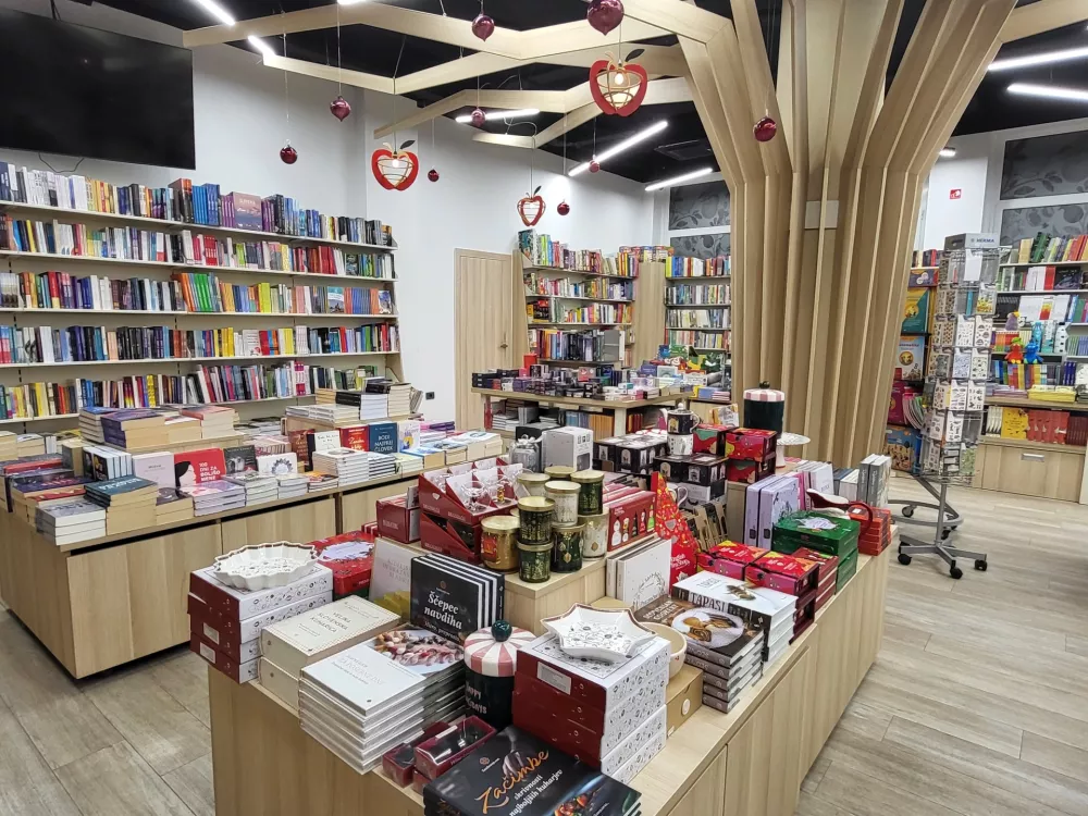 knjigarna koper Mladinska knjiga / Foto: Katja Gle&scaron;čič 