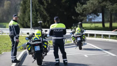 prometni nadzorpolicija - simbolična fotografijaprometna policijavarnost v prometupolicija na motorjihmotoristična policijaprehitri voznikiavtocestna policija08.04.2025 Policijski nadzor, počivali&scaron;če PovodjeFOTO: Nik Erik Neubauer / Foto: Nik Erik Neubauer