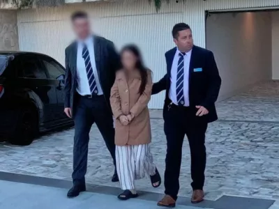 53-letnica se je izdajala za vedeževalko in ranljivim posameznikom ukradla na milijone evrov. 