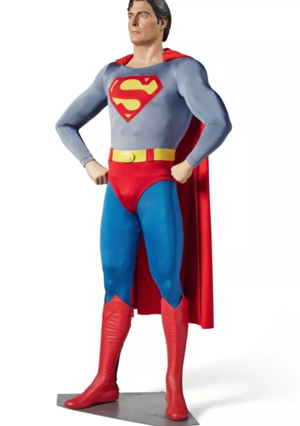Supermanov kostum, ki ga je nosil Christopher Reeve, bi morali na dražbi prodati konec oktobra, a od vse skupaj ni bilo nič. / Foto: Instagram
