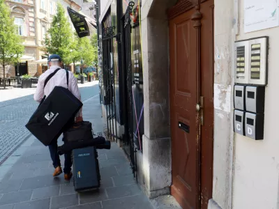 Zaradi brezzobe inšpekcije so šli nad kratkoročno oddajanje s tožbo