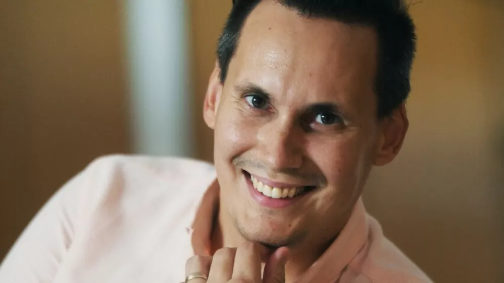 Prof. dr. Matej Černe (Full Professor, PhD)Ekonomska fakulteta, Univerza v Ljubljani