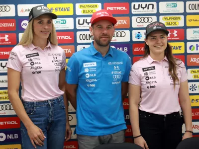 06.08.2025 - smučarska zveza, tiskovna Ana Bucik Jogan, Aleš Valenti, Neja DvornikFoto: Tomaž Skale