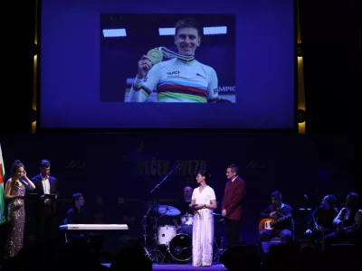 17.11.2025 - Večer zvezd - slavnostna podelitev nagrad najboljšim kolesarjem in kolesarkam v Sloveniji. KolesarstvoFoto: Luka Cjuha