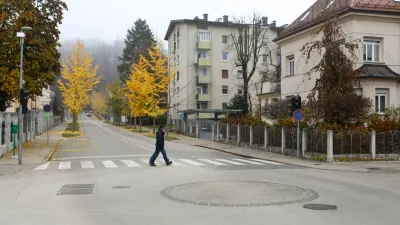 Je na Prulah križišče ali krožišče?