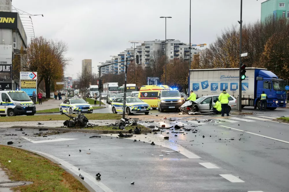 Nesreča Celovška cesta, 21. 11. 2025Foto: Jaka Gasar