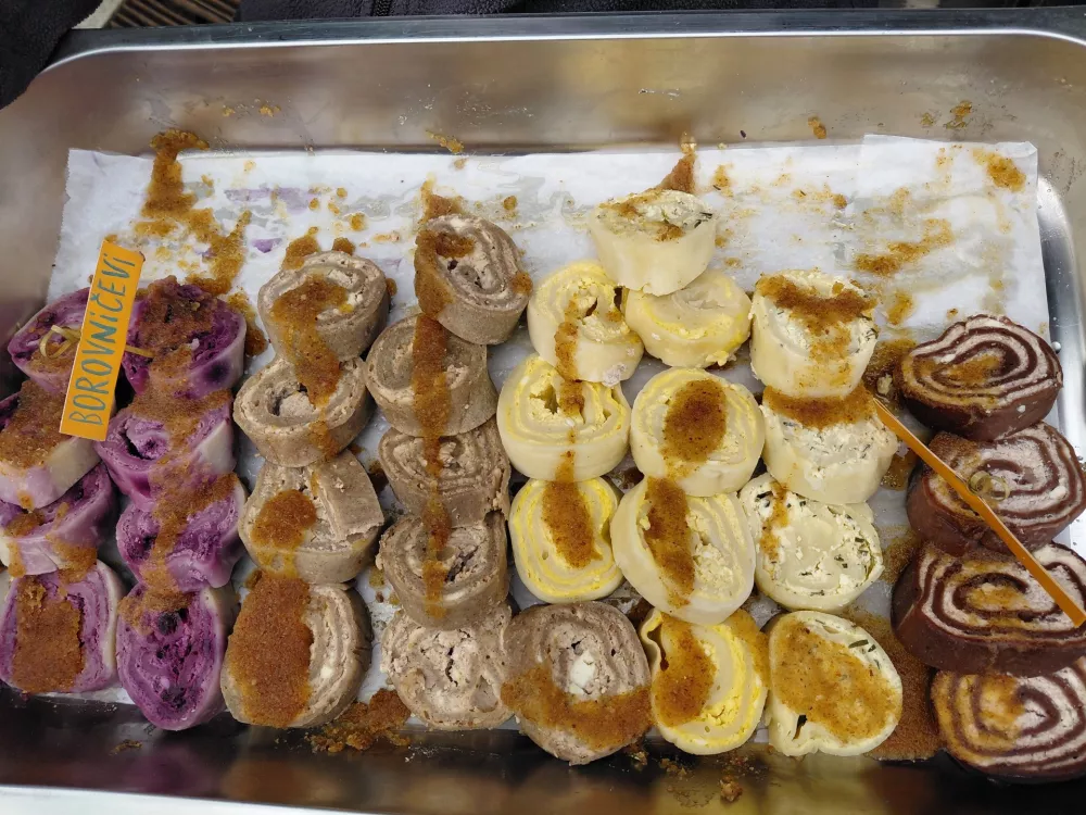 Dom za svoje štruklje je našla v planinski koči